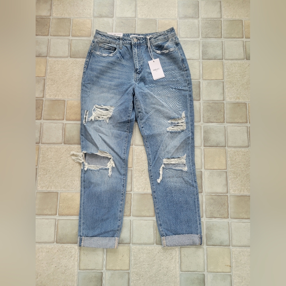 NWT Vervet Distressed Emma Mom Jeans Size 27